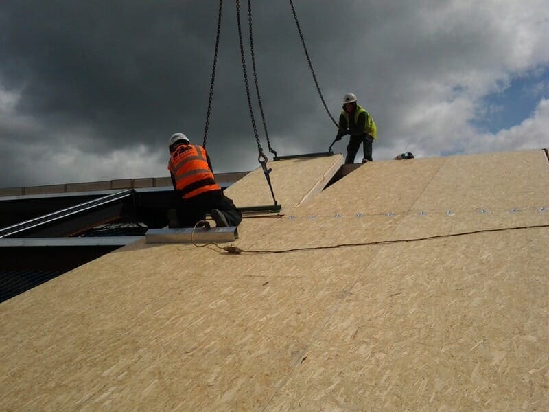 SIP Engineers installing SIP roof panels